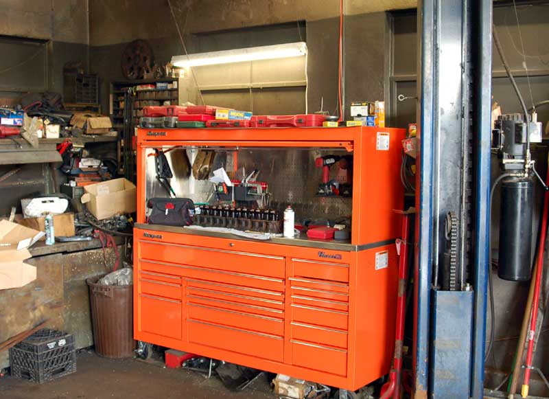 tool box in repair bay